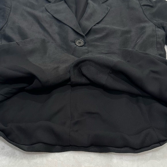 Lauren Ralph Lauren 100% Silk  Black Formal Blazer Tailored Design size 2 Petite - Picture 11 of 15